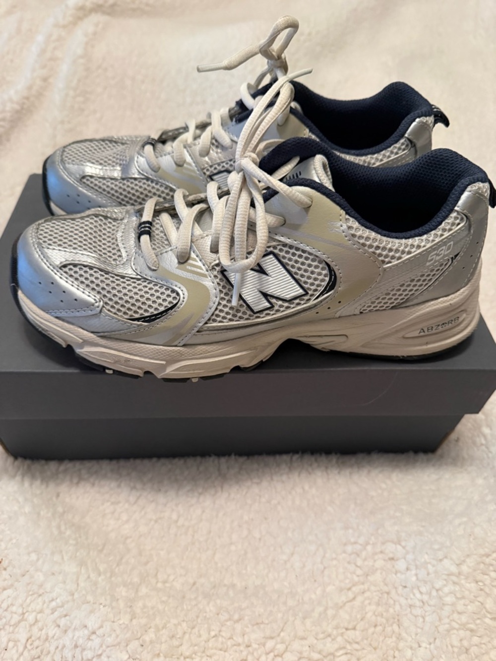 New Balance Grey sneaker with box and label